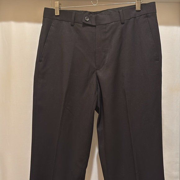 Gently Worn Men’s Wearhouse Men’s Dress Pants Deep Black- Worn Once 38R/32 Waist - Picture 1 of 11